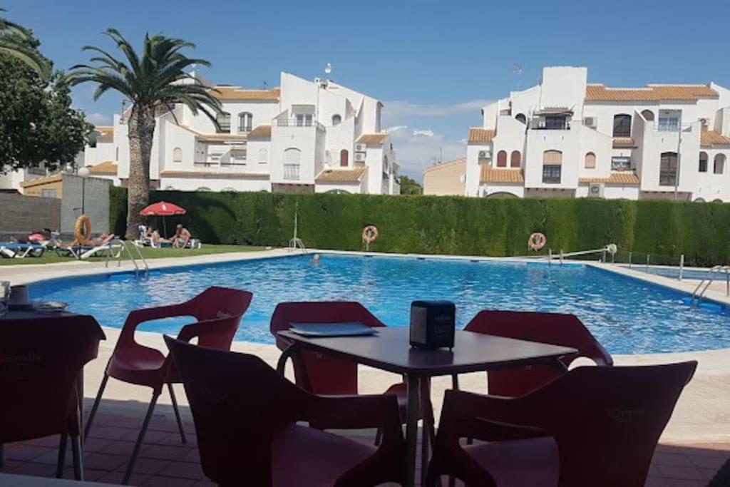 Ferienwohnung Alex Bungalow Torrevieja Exterior foto